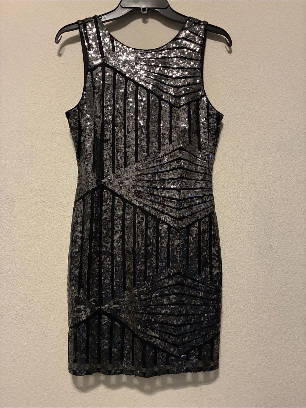 One Clothing Silver Sequin Sleeveless Sheath Low Back  Dress S